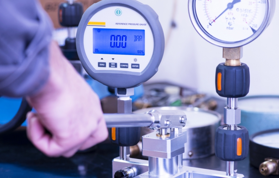 計測管理課の業務風景