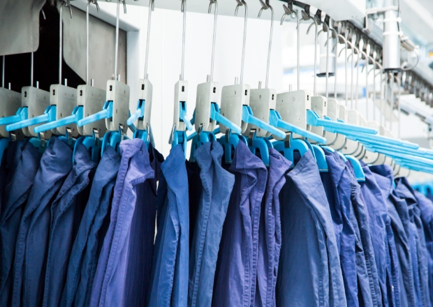 防塵衣交換の様子